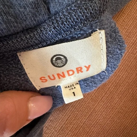 Sundry Tres Bien sweatshirt hoodie size S - Picture 3 of 3